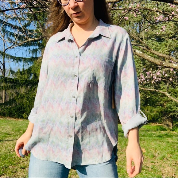Bloomingdale's Tops - Billy T Shop Hi-Lo Cotton Roll Up Long Sleeves Denim Multi Colors Buttoned Shirt